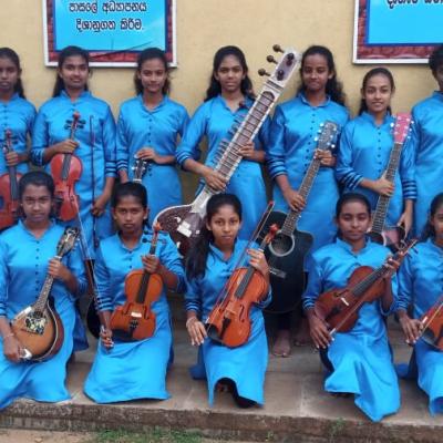 අප පාසලේ පෙරදිග සංගීත කණ්ඩායම